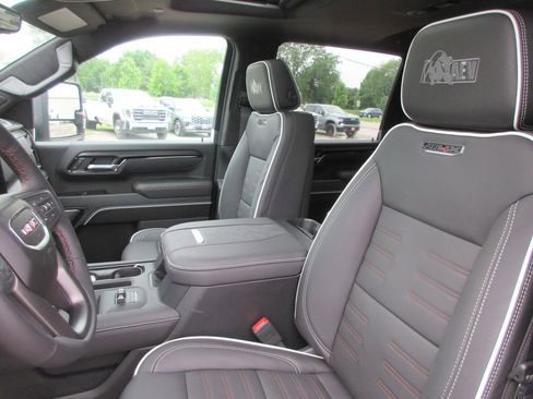 New 2026 GMC Sierra 2500 AT4X w/ AT4X AEV Edition AWD/4WD image 13