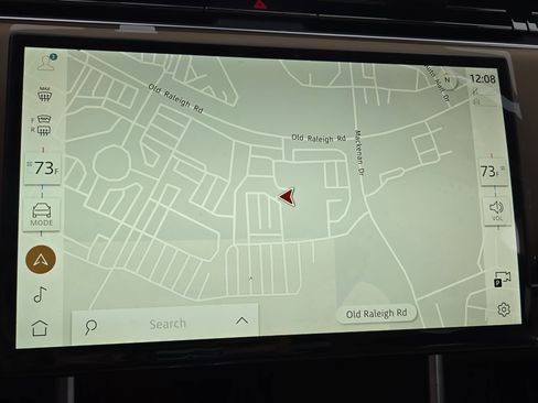 New 2026 Land Rover Range Rover SE image 22