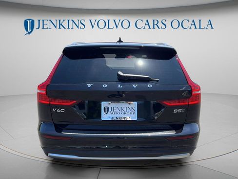 New 2026 Volvo V60 B5 Cross Country Ultra w/ Protection Package Premier AWD/4WD image 4