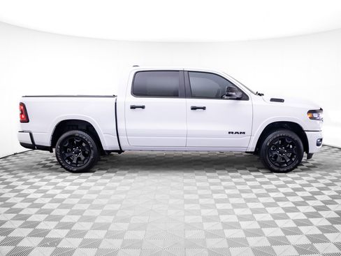 Used 2025 RAM 1500 Big Horn AWD/4WD image 8