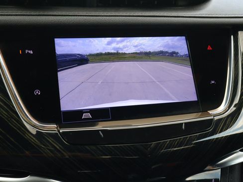 Certified 2023 Cadillac XT6 Premium Luxury image 33