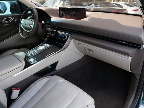 Used 2021 Genesis GV80 2.5T w/ Prestige Package 05 image 23