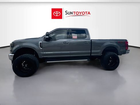 Used 2022 Ford F250 Lariat w/ Lariat Value Package AWD/4WD image 7