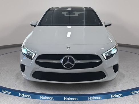 Used 2022 Mercedes-Benz A 220 image 3