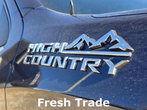 Used 2022 Chevrolet Silverado 1500 High Country w/ Z71 Off-Road Package image 7