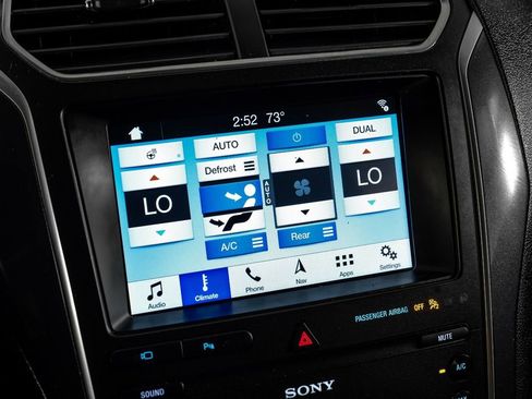 Used 2019 Ford Explorer Limited w/ Class III Trailer Tow Package FWD image 20