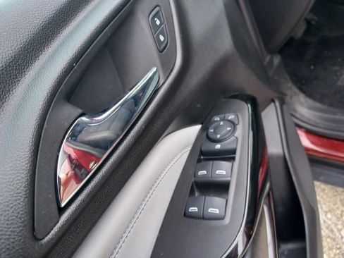 Used 2024 Chevrolet Trax LT image 11