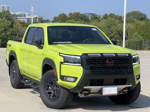 New 2026 Nissan Frontier PRO-4X w/ Pro-4x Convenience Package image 2