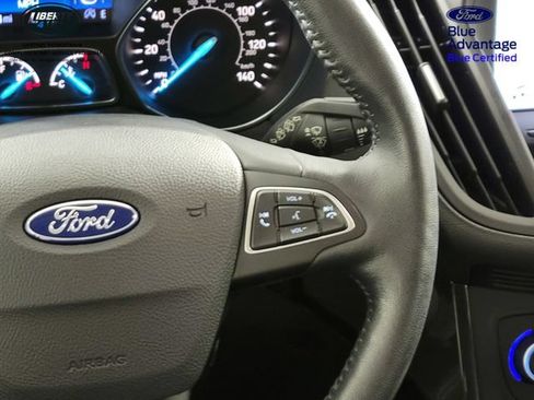 Certified 2019 Ford Escape Titanium AWD/4WD image 31