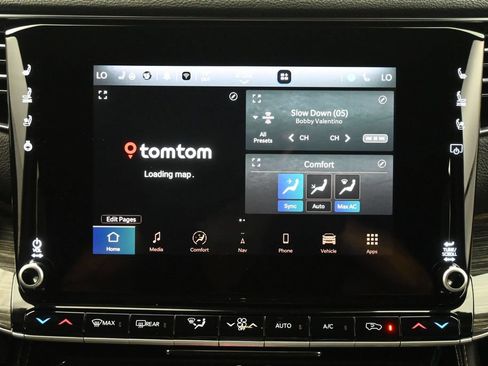 Used 2022 Jeep Wagoneer Series II RWD image 11