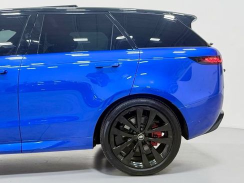 Used 2025 Land Rover Range Rover Sport Autobiography AWD/4WD image 16