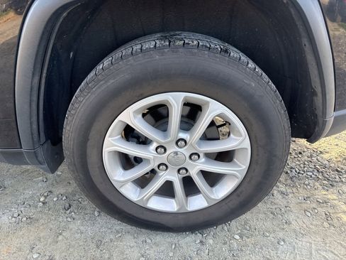 Used 2015 Jeep Grand Cherokee Laredo w/ Quick Order Package 23E image 10