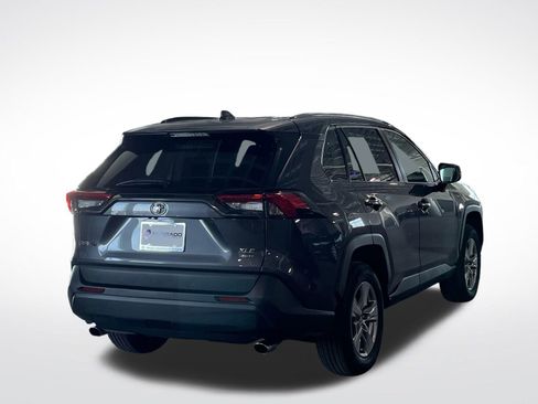 Used 2025 Toyota RAV4 XLE AWD/4WD image 11
