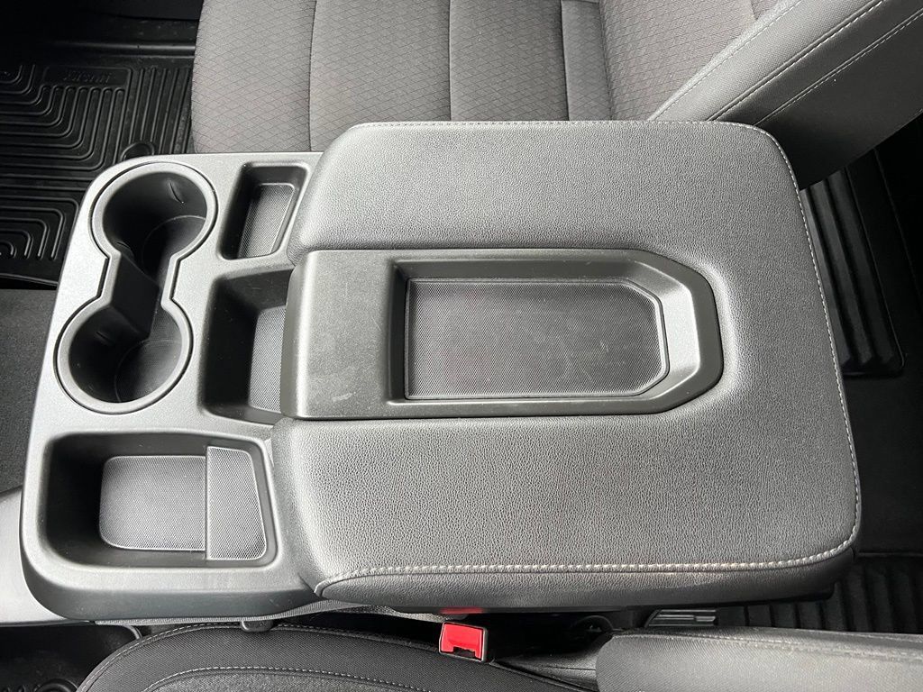Used 2024 Chevrolet Silverado 1500 LT AWD/4WD image 31