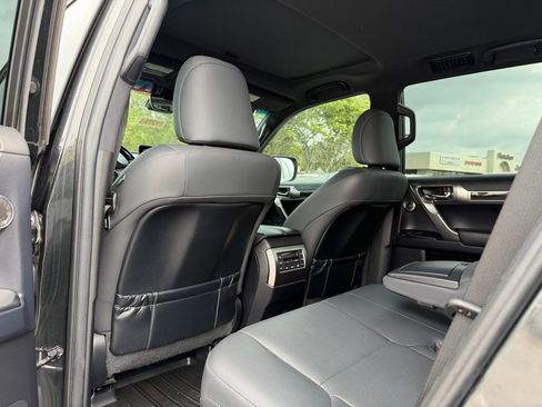 Used 2023 Lexus GX 460 Premium w/ Premium Plus Package AWD/4WD image 26