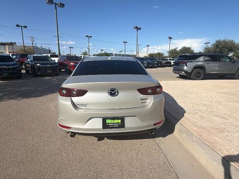 Used 2023 MAZDA MAZDA3 s AWD/4WD image 6