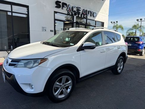 Used 2013 Toyota RAV4 XLE image 1