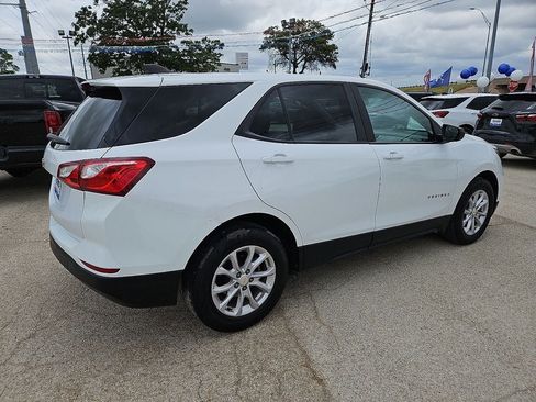 Used 2021 Chevrolet Equinox LS w/ LS Convenience Package FWD image 8