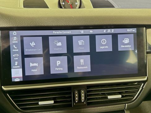 Used 2020 Porsche Cayenne AWD/4WD image 31