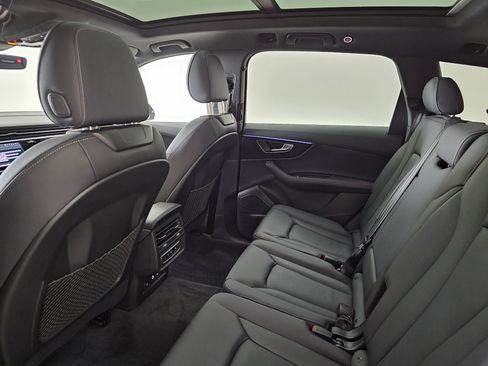 Used 2025 Audi Q7 3.0T Premium Plus image 15