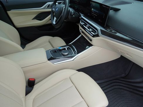 Certified 2023 BMW i4 eDrive40 RWD image 10