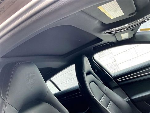 Certified 2023 Porsche Panamera 4 Platinum Edition AWD/4WD image 27