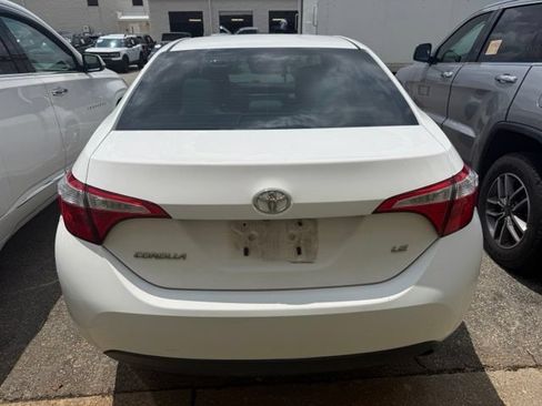 Used 2015 Toyota Corolla LE FWD image 5