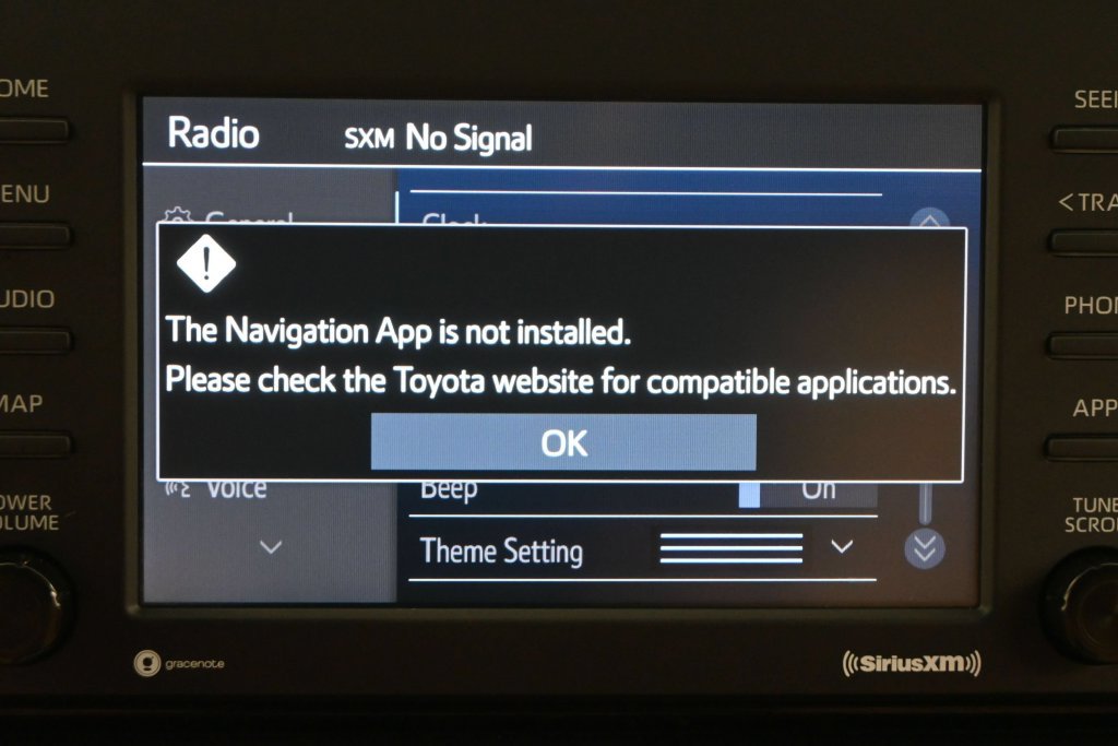 Used 2022 Toyota RAV4 XLE w/ Convenience Package FWD image 11