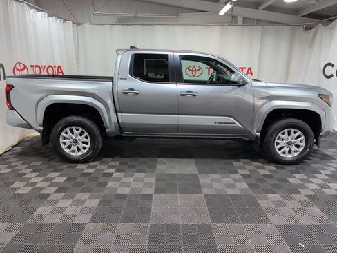 Used 2026 Toyota Tacoma SR5 image 10