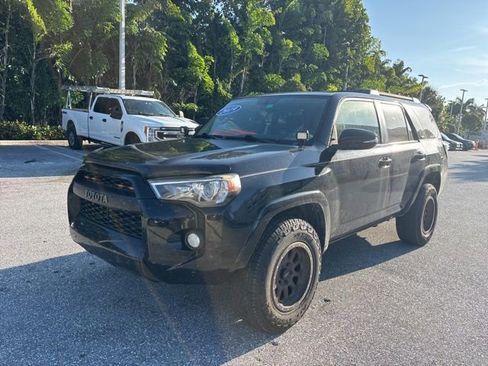 Used 2019 Toyota 4Runner SR5 Premium AWD/4WD image 5
