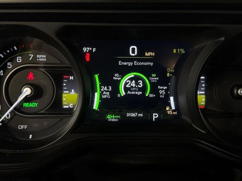Used 2024 Jeep Wrangler Unlimited w/ Convenience Group AWD/4WD image 16