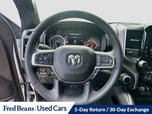 Used 2025 RAM 1500 Big Horn AWD/4WD image 9