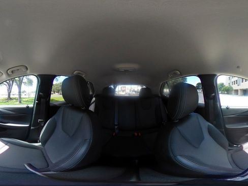 Used 2025 Buick Encore GX Preferred FWD image 40