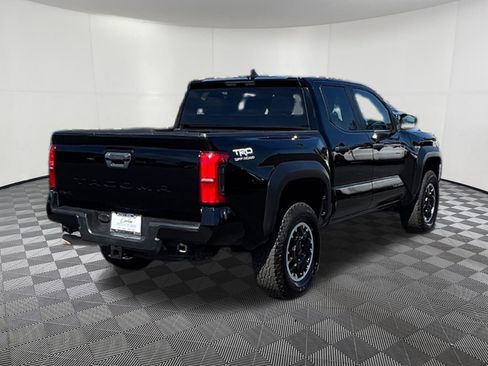 Used 2024 Toyota Tacoma TRD Off-Road AWD/4WD image 6