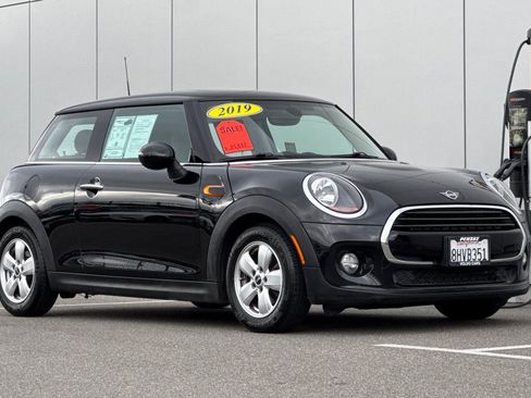 Used 2019 MINI Cooper 2-Door Hardtop image 7