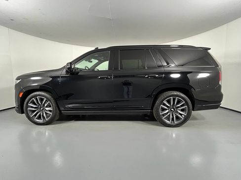 Used 2021 Cadillac Escalade Sport w/ Driver Assist Tech Package AWD/4WD image 4