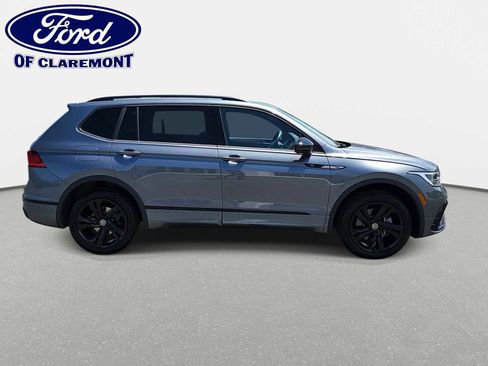 Used 2024 Volkswagen Tiguan SE R-Line AWD/4WD image 9
