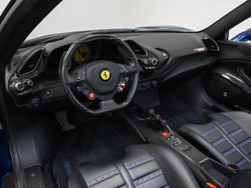 Certified 2020 Ferrari 488 Pista Spider image 2