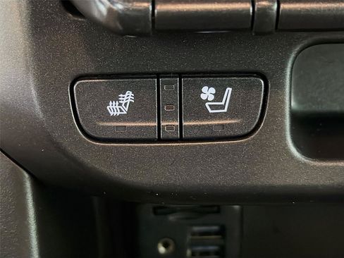 Used 2022 GMC Canyon Denali AWD/4WD image 24
