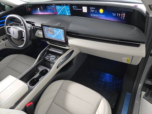New 2026 Lincoln Nautilus Premier AWD/4WD image 20