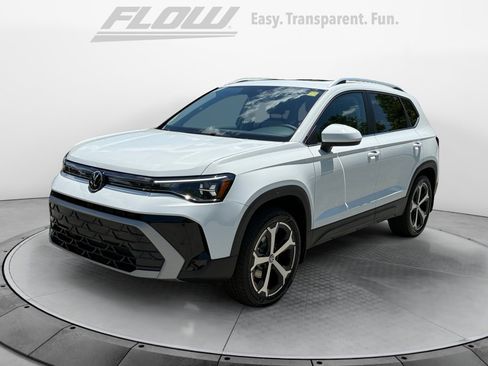 New 2026 Volkswagen Taos SEL AWD/4WD image 3