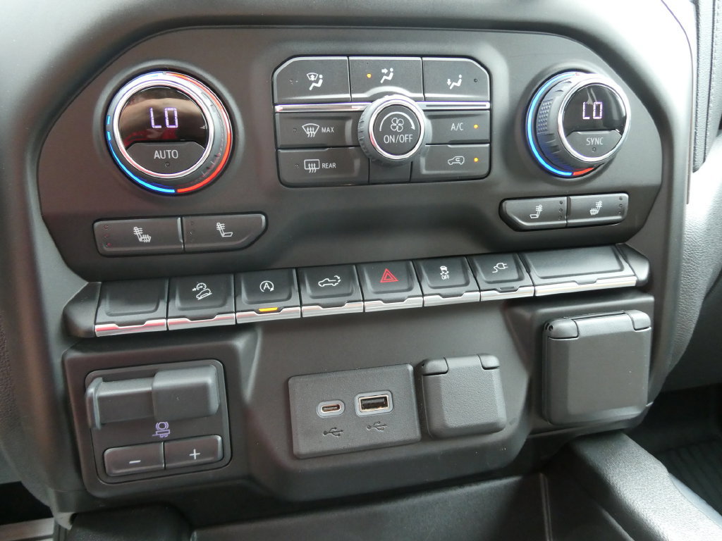 Certified 2021 Chevrolet Silverado 1500 RST AWD/4WD image 27