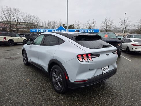 Used 2023 Ford Mustang Mach-E Select image 7