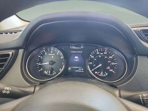 Used 2018 Nissan Rogue Sport S w/ S Appearance Package FWD image 11