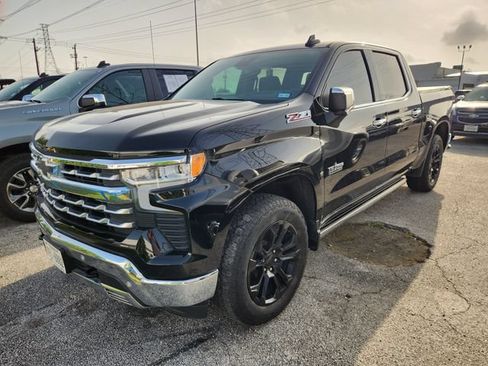 Used 2023 Chevrolet Silverado 1500 LTZ w/ LTZ Premium Texas Edition AWD/4WD image 2