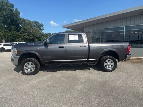 Used 2019 RAM 2500 Laramie AWD/4WD image 1