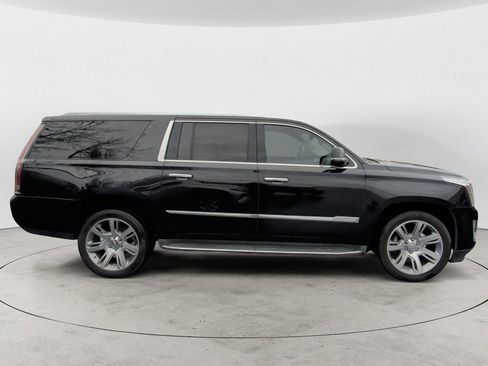 Used 2015 Cadillac Escalade ESV Premium image 6