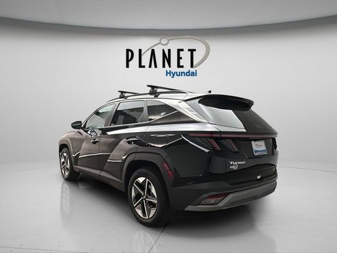 Certified 2025 Hyundai Tucson SEL AWD/4WD image 4