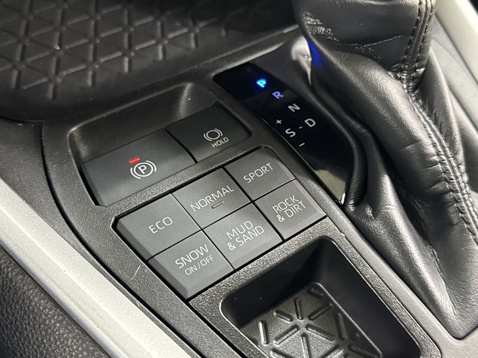 Used 2023 Toyota RAV4 XLE w/ Convenience Package AWD/4WD image 44