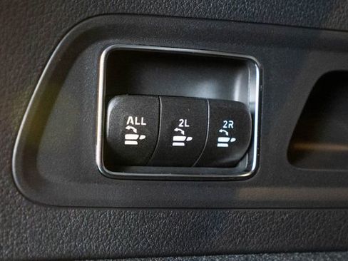New 2026 Mercedes-Benz GLS 450 4MATIC image 36